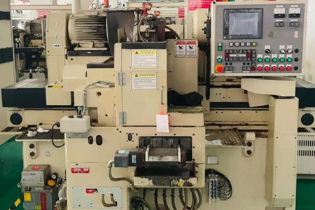 使用數(shù)控珩磨機(jī)時，需懂得維護(hù)保養(yǎng)！